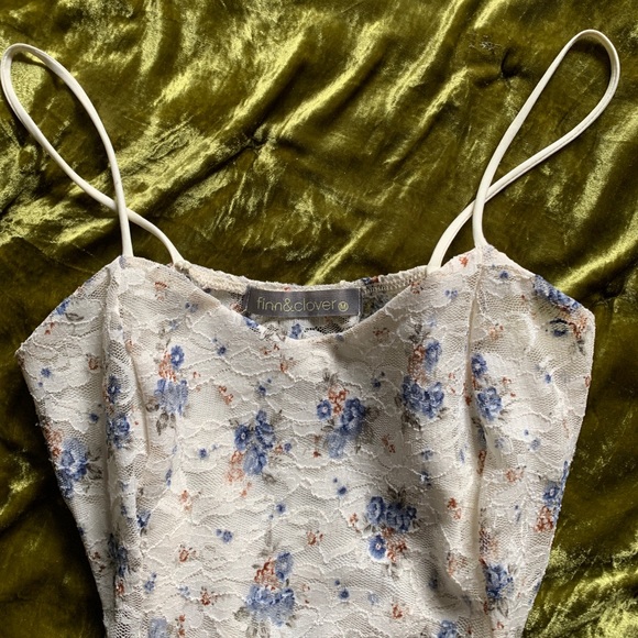 Floral & Lace Peplum Top - Picture 2 of 3